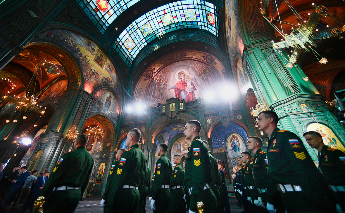 главный храм вооруженных сил российской внутри
