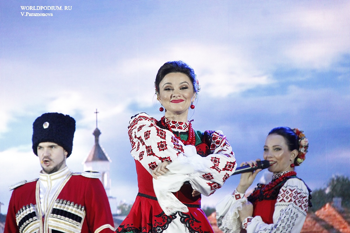 Московский казачий хор. Анна Гончарова Московский казачий хор. Светлана Чебанько Московский казачий хор. Московский казачий хор Артем Лимин Косачев. Сергей Журавлев Московский казачий хор.