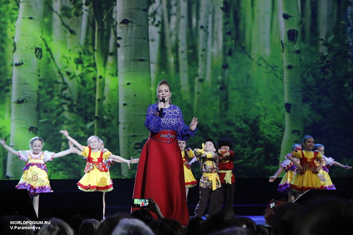 Концерт Марины Девятовой в Кремле. Концерт девятова в кремле