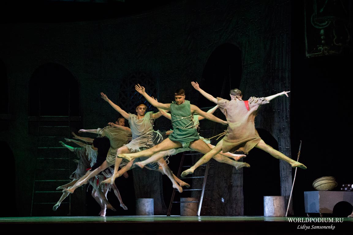 Государственный театр классического балета. Государственный Академический театр классического балета.