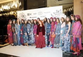 Русские былины на подиуме: дефиле коллекции «Садко» от бренда «Душегрея» покорило гостей премии «Прорыв года» журнала Moda Topical