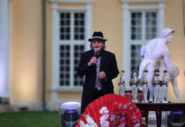 Валерий Фокин стал лауреатом «Хрустальной Турандот» в номинации «За честь и достоинство»