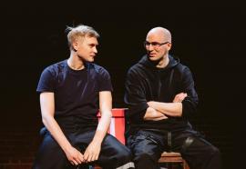 «Искусство смягчает сердце!» - премьера спектакля Дмитрия Крестьянкина «День закрытых дверей» в Театре Наций