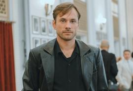 Александр Горбатов стал голосом Владимира Маяковского в сериале «Лиля», одном из самых ожидаемых проектов года