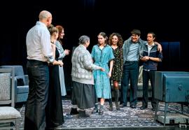 Премьера спектакля «Спешите делать добро» в Московском театре «Современник» 