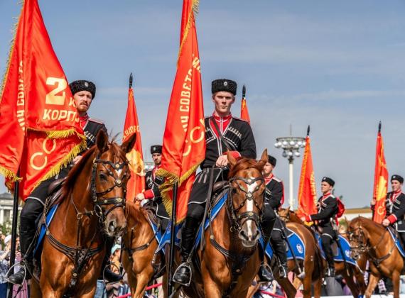 На ВДНХ начинаются традиционные конные церемониалы всадников Кремлевской школы верховой езды