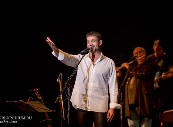 «Разговор со счастьем!» - Дмитрий Певцов отмечает День рождения