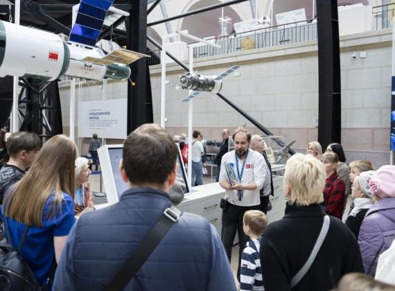  О станциях «Мир», МКС и о том, как устроен быт космонавтов на орбите: ВДНХ приглашает на бесплатные тематические экскурсии