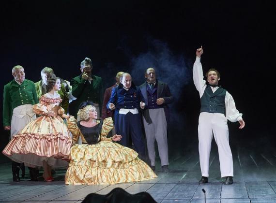 "Ревизор" Владимира Панкова на Основной сцене «Мастерской «12» 