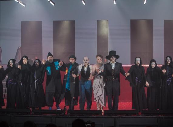 Синтез культур и традиций: премьера спектакля «Лягушки» в Московском Губернском театре