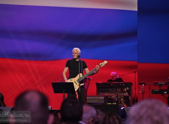 Гала-концерт «МОЙ ДОМ – РОССИЯ» на сцене Государственного Кремлёвского Дворца 