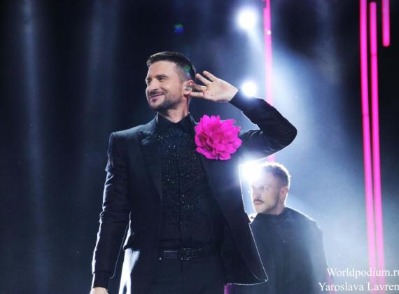 "В самое сердце!" - Сергей Лазарев отмечает День рождения