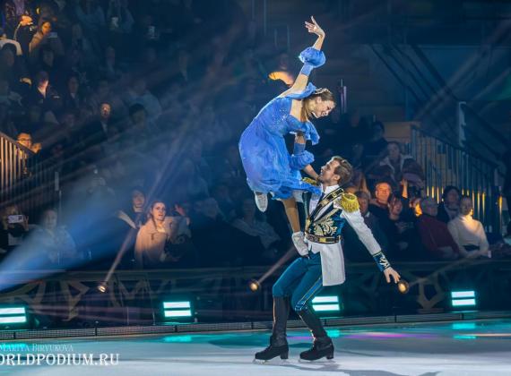 Телеверсия шоу Татьяны Навки «Золушка» на Первом канале и ранее неопубликованные фотографии с блокбастера на льду