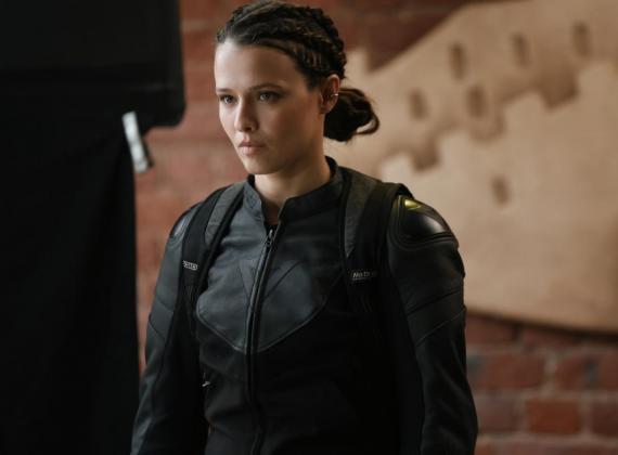 На фестивале «Окно в Европу» раскрыли новые лица сериала «Подслушано в Выборге»: Любовь Аксенова и Адам Нехай сыграют главные роли