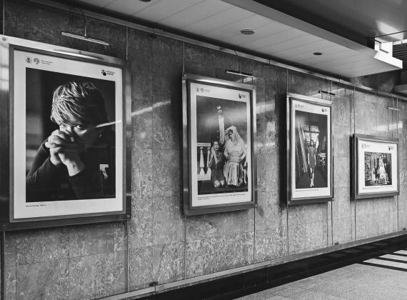 В Московском метрополитене открылась фотовыставка Юрия Роста «Современник». Лица эпохи»  
