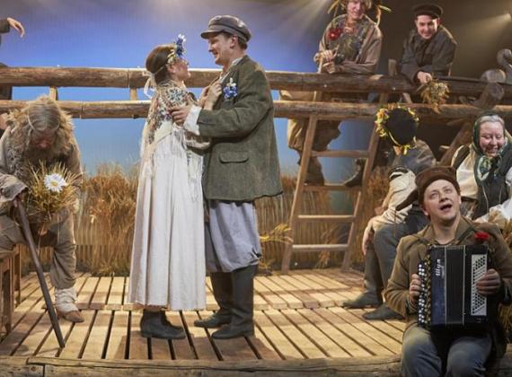 «Одна абсолютно счастливая деревня» в "Мастерской «12» Никиты Михалкова"