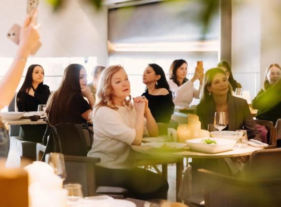В Москве прошел бранч «Бриллиантовое настроение»: Grand Ava Bistro × Lumisfera