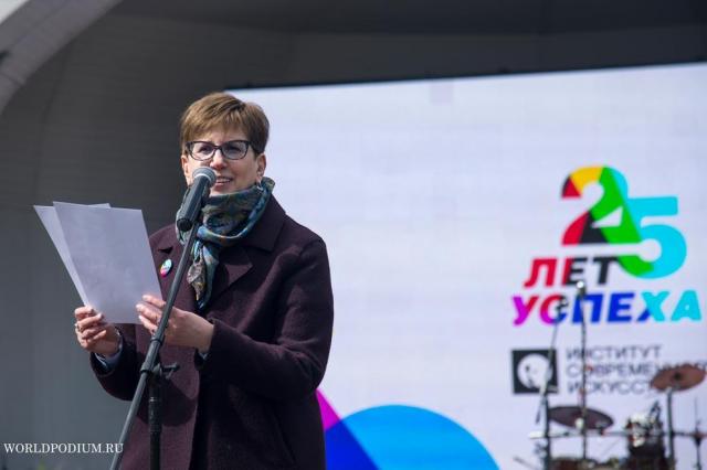 Ректор ИСИ Ирина Сухолет поделилась рекомендациями по самоизоляции и рассказала о конкурсе «Сидим дома»
