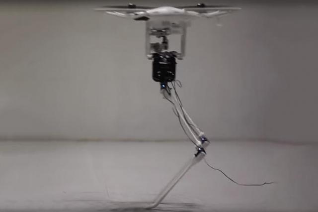 Двуногого робота научили «летящей походке»