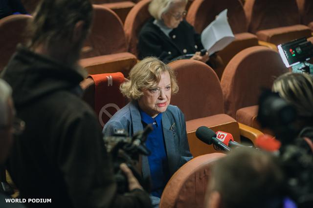Памяти Валентины Талызиной. Рецензия на последнюю театральную премьеру блистательной актрисы