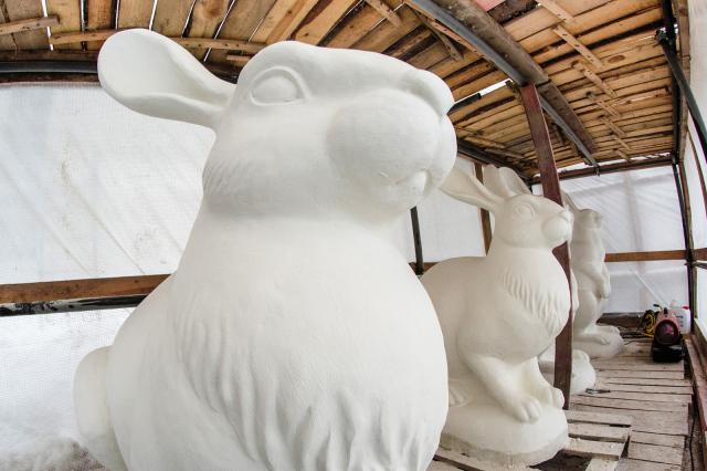 В павильон «Кролиководство» ВДНХ вернутся исторические скульптуры «Кролики»