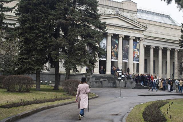 В Москве откроется выставка "Лиза и ландыши"