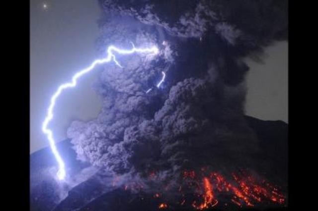 «Это пример»: Учёные рассказали о последствиях извержения по-настоящему огромного вулкана Санторин  