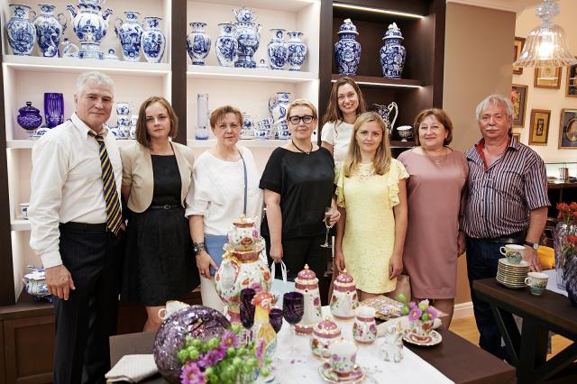 Ведущие предприятия народных художественных промыслов открыли первый бутик национального бренда «Русская палитра»