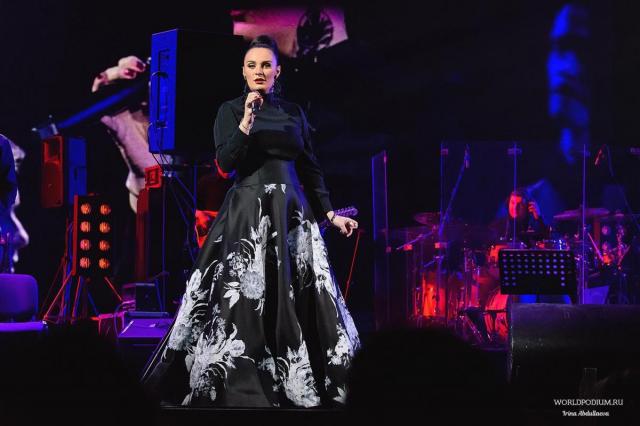 Елена Ваенга с сольным концертом на «Славянском базаре в Витебске»