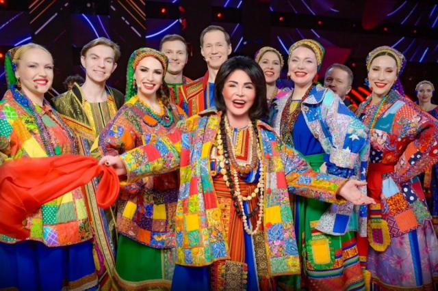 Надежда Бабкина – гость первого выпуска нового сезона шоу «Ну-ка, все вместе! Хором!»