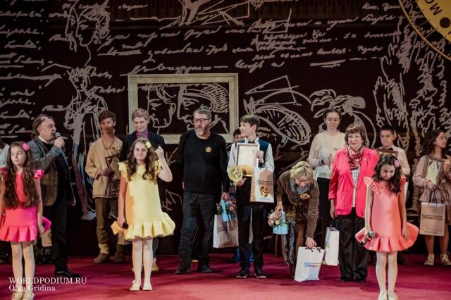  Церемония награждения VIII Московского городского открытого детско-юношеского конкурса «Театр Слова»