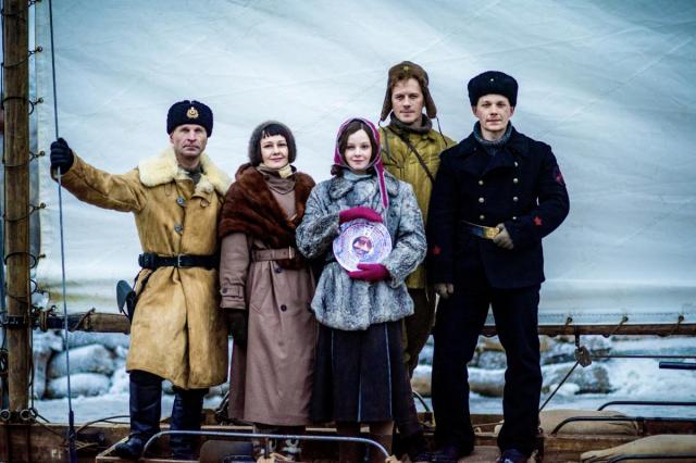 Тихон Жизневский, Роман Евдокимов, Ксения Трейстер, Виктор Добронравов, Полина Агуреева в фильме «Ангелы Ладоги»