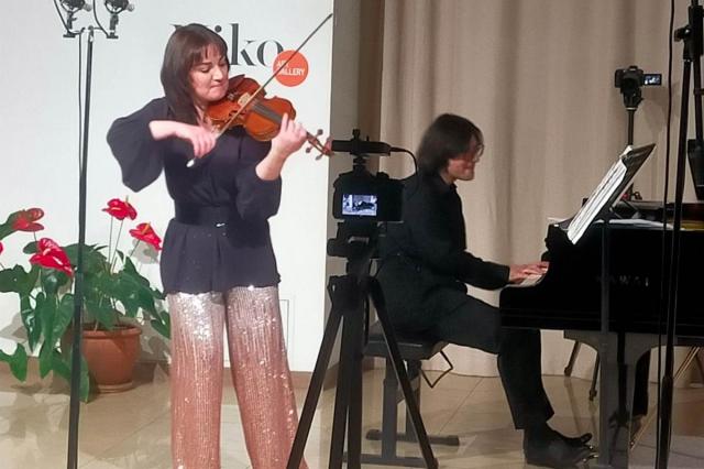 Концерт «Сад Арлекина» Елена Ревич (скрипка) и Юрий Панов (фортепиано).