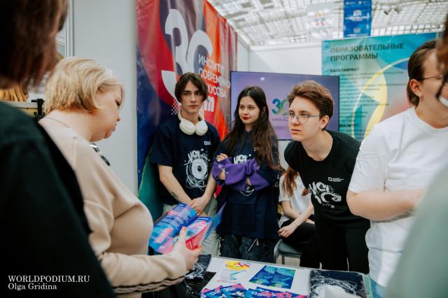 Институт Современного искусства принял участие в 58-ой Московской международной выставке «Образование и карьера»