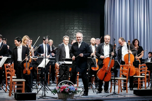 Симфонический оркестр Мариинского театра на сцене «Зарядья»