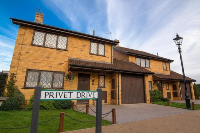 Дом на Тисовой улице из «Гарри Поттера» продают за полмиллиона фунтов