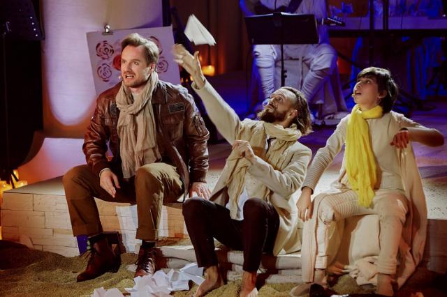 В ожидании чудес: главные культурные события декабря