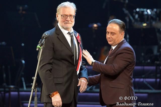 Во Всемирный День Театра в Театре Вахтангова с размахом прошла пятая церемония вручения премии «Человек театра»!