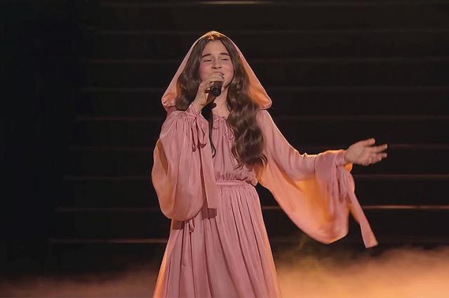 Дочь Алсу исполнила на конкурсе песню Юлии Началовой