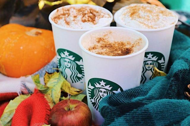 Праздничный сентябрь со Starbucks: собери коллекцию ярких подарков!