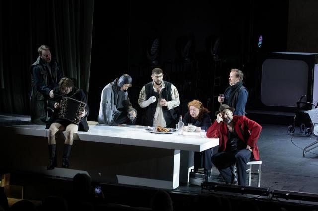  «Мастерская «12» Никиты Михалкова» покажет спектакль «На дне» в Сочи