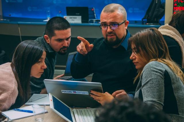 Молодые журналисты «Нового поколения» получили новые знания в Школе Sputnik