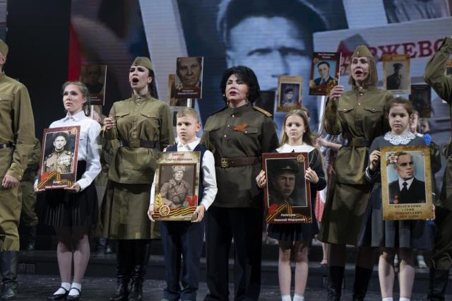 «Бессмертный полк» пройдет 9 мая на премьере в Театре «Русская песня»