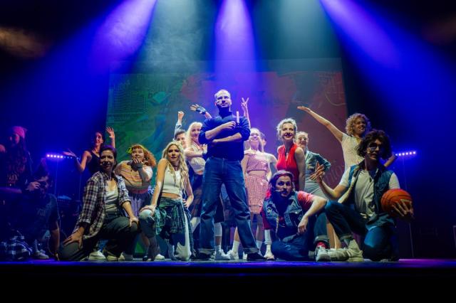 «Джобс»: премьера нового спектакля Марка Розовского в Театре «У Никитских ворот» «Джобс»: премьера нового спектакля Марка Розовского в Театре «У Никитских ворот»