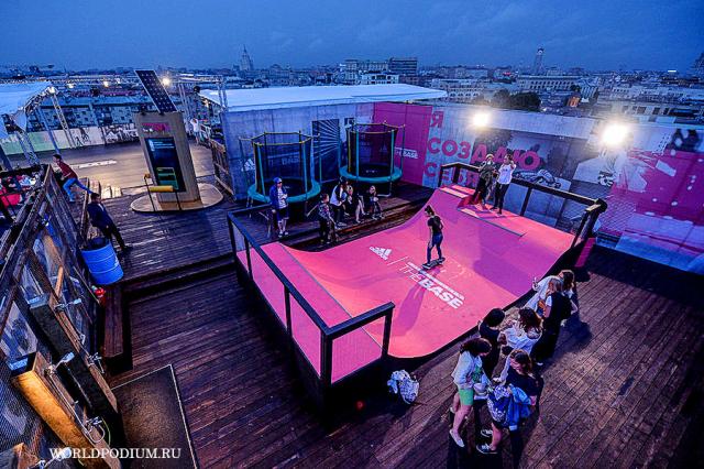 The Base Women - Спортивно-креативное пространство на крыше с панорамным видом на столицу 