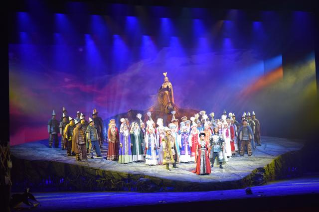 В Пекине прошла постановка оперы по эпосу «Манас» на китайском языке