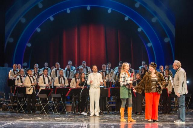 Московский Губернский театр и Губернаторский оркестр Московской области представляют новый музыкальный спектакль «Джаз-комедия»