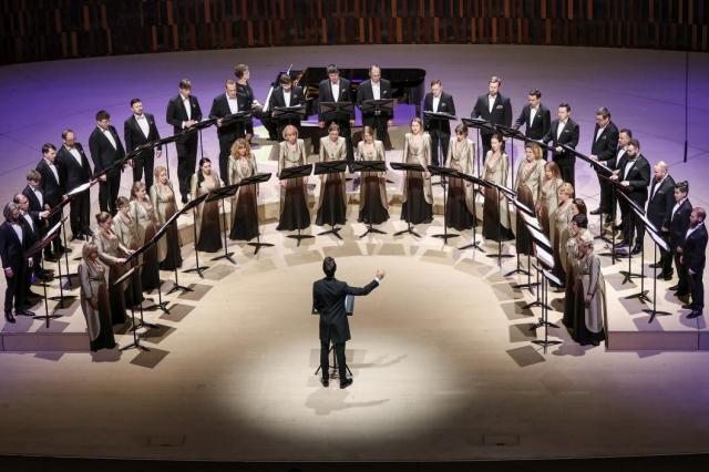 Заключительный концерт второго фестиваля  «Хор без границ», посвященный 95-летию Владимира Минина