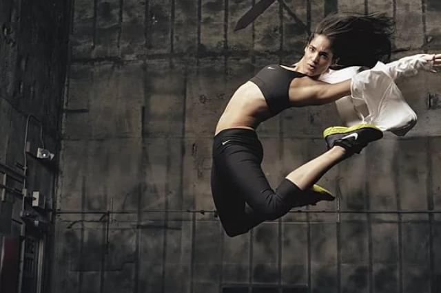 Презентация Nike «ПОВЕРЬ В БОЛЬШЕЕ»