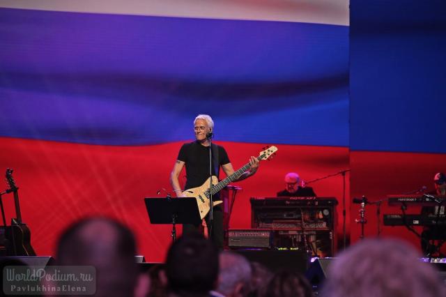 Гала-концерт «МОЙ ДОМ – РОССИЯ» на сцене Государственного Кремлёвского Дворца 